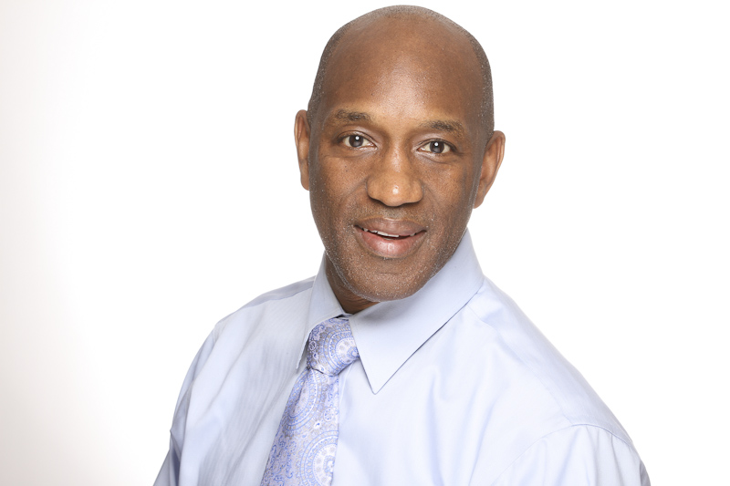 Pastor Albert Henry 02